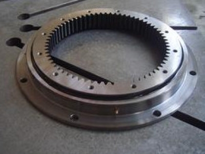 Four Point Contact Ball Slewing Bearing Light Series(Internal Gear Type)